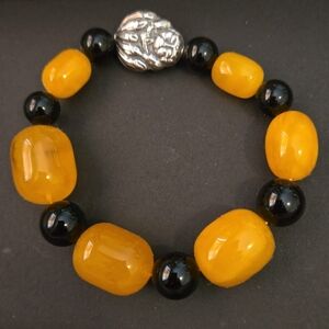 Handmade Elegant Beaded Bracelet With Black Agate